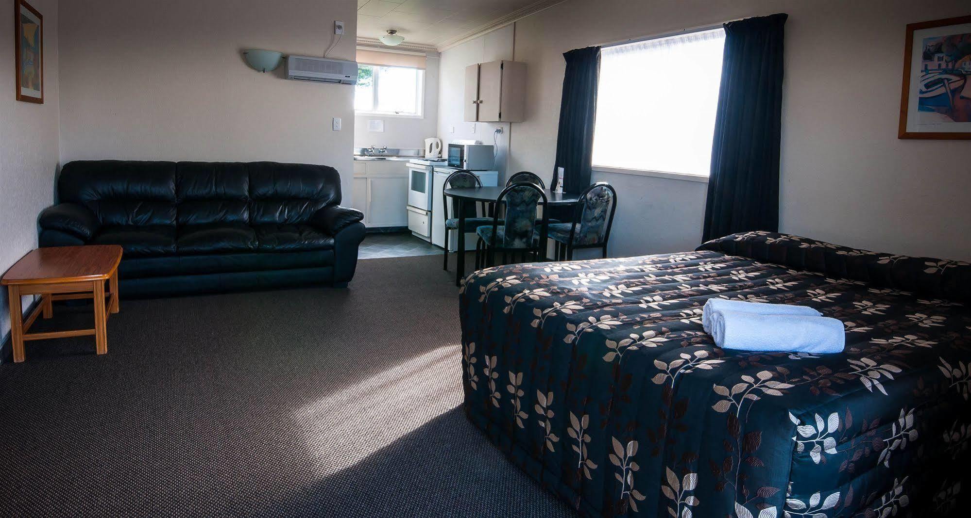Charles Court Motel Greymouth Exterior foto